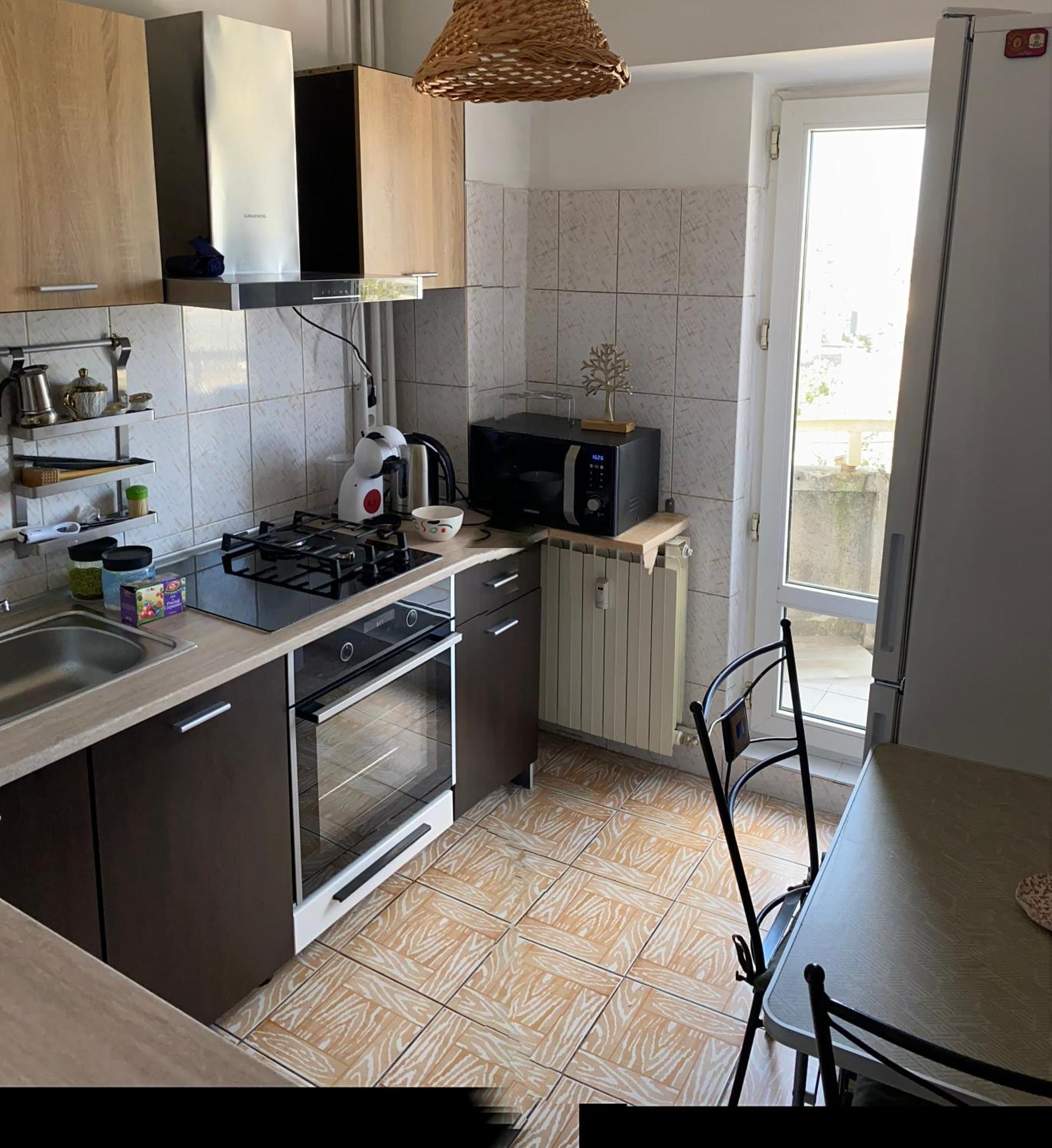 High In The Sky - Unirii Apartment Bukares Bagian luar foto